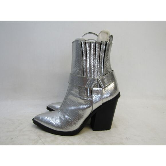 DV Dolce Vita Womens Sz 5 M Silver Harness Ankle Fashion Boot Bootie - Picture 1 of 11